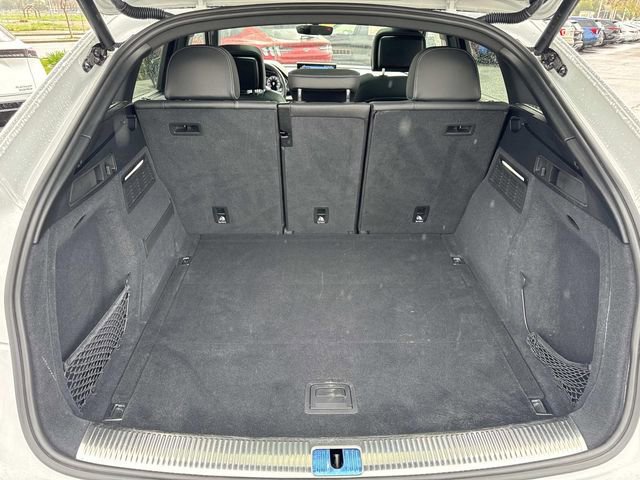 Used 2022 Audi SQ5 Prestige image 24