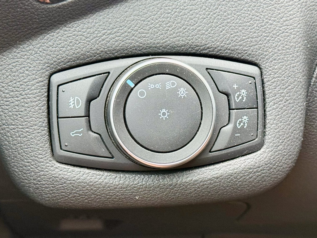 Certified 2018 Ford Escape SEL FWD image 23