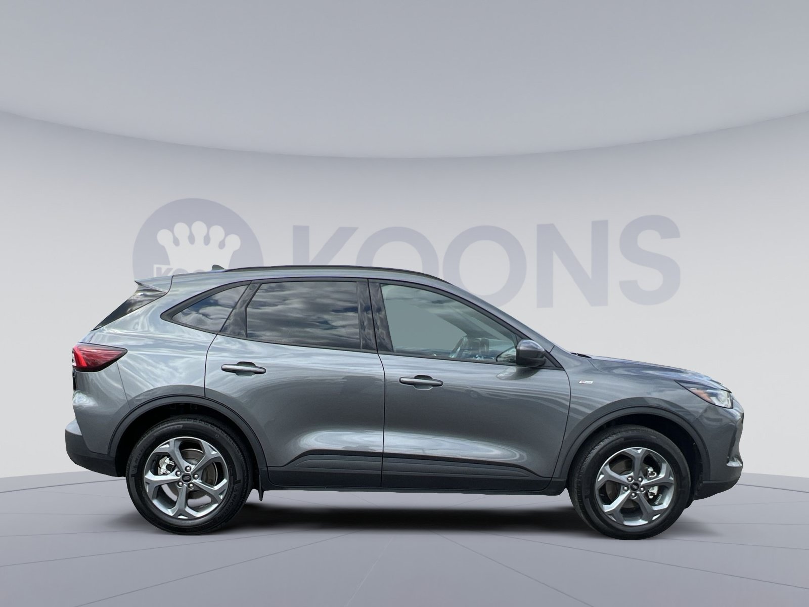 Certified 2025 Ford Escape ST-Line Select AWD/4WD image 17
