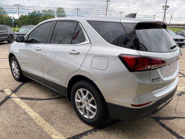 Used 2022 Chevrolet Equinox LT w/ LPO, Floor Liner Package AWD/4WD image 4