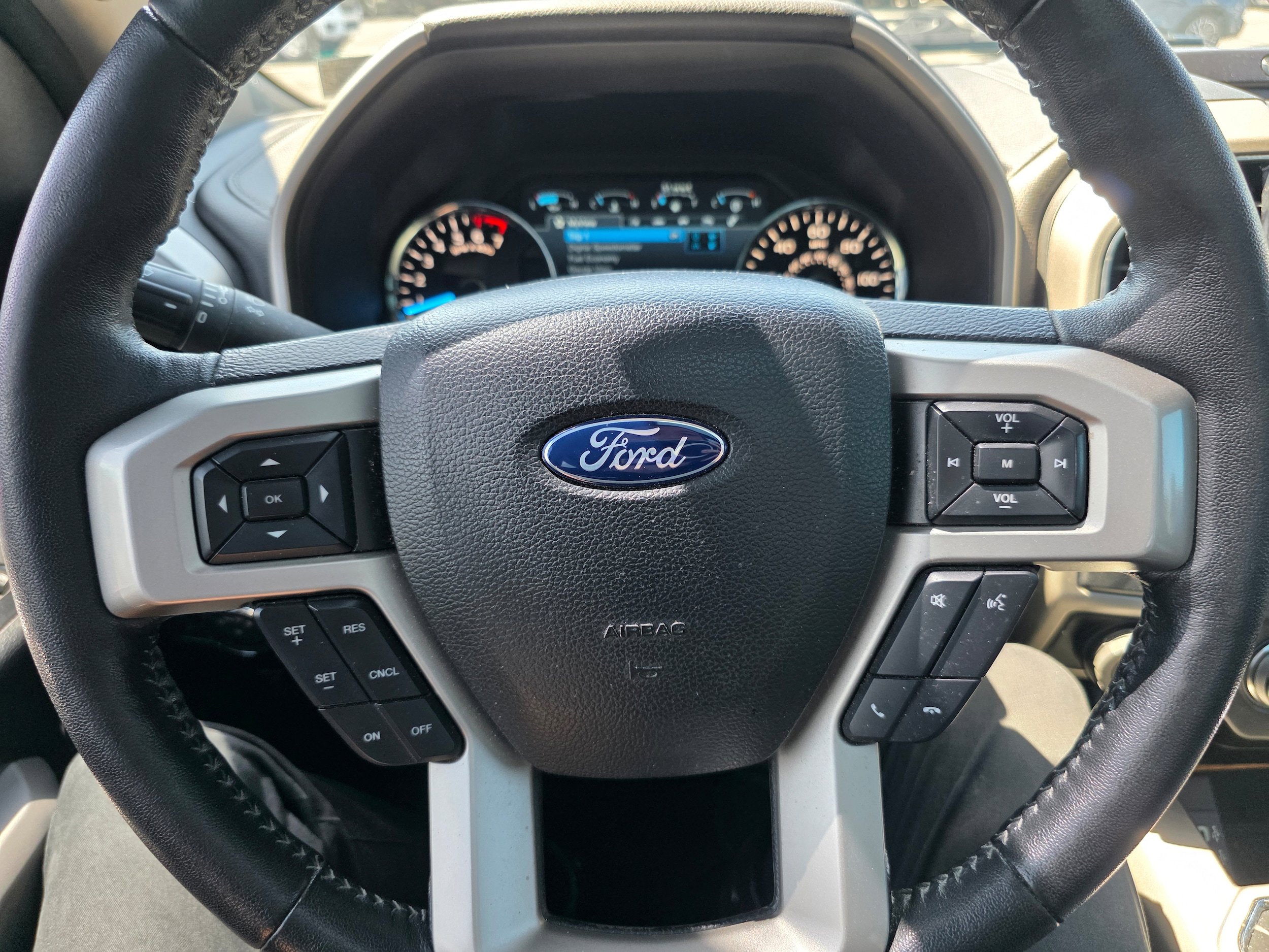 Certified 2018 Ford F150 Lariat w/ Equipment Group 502A Luxury AWD/4WD image 12