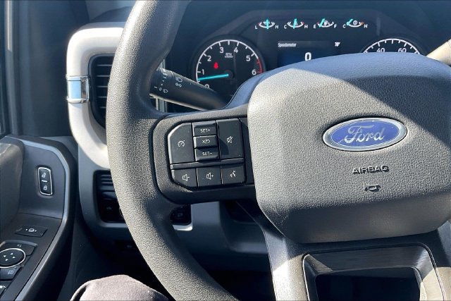 Certified 2026 Ford F350 XLT RWD image 18