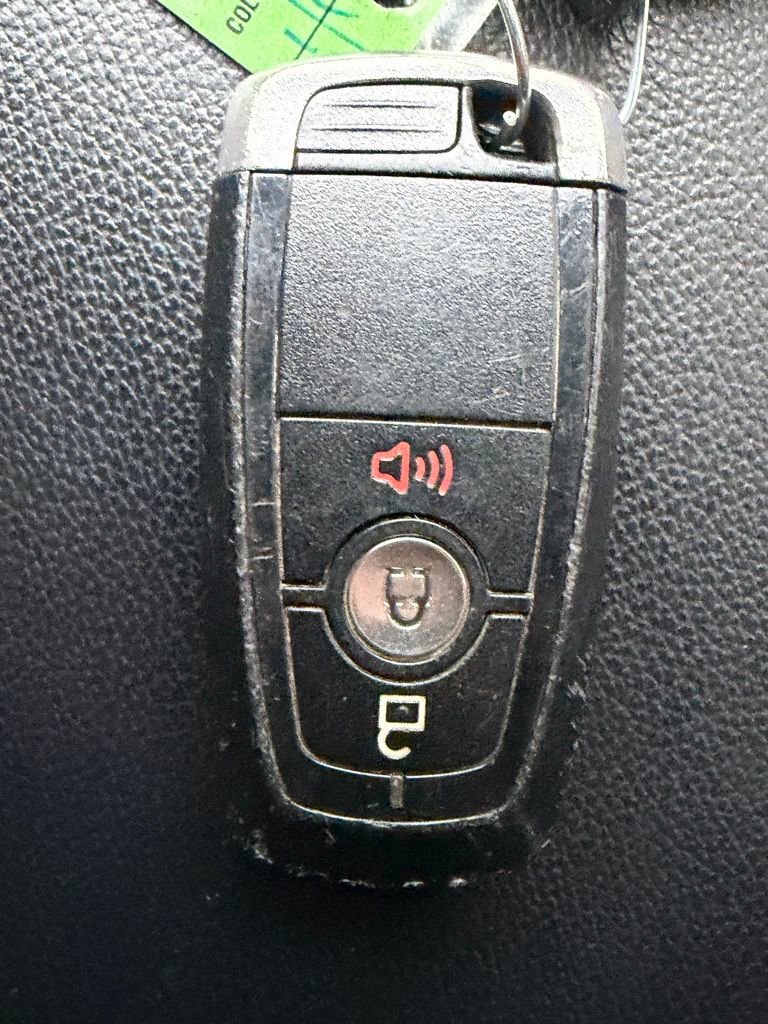 Certified 2018 Ford Explorer XLT FWD image 26