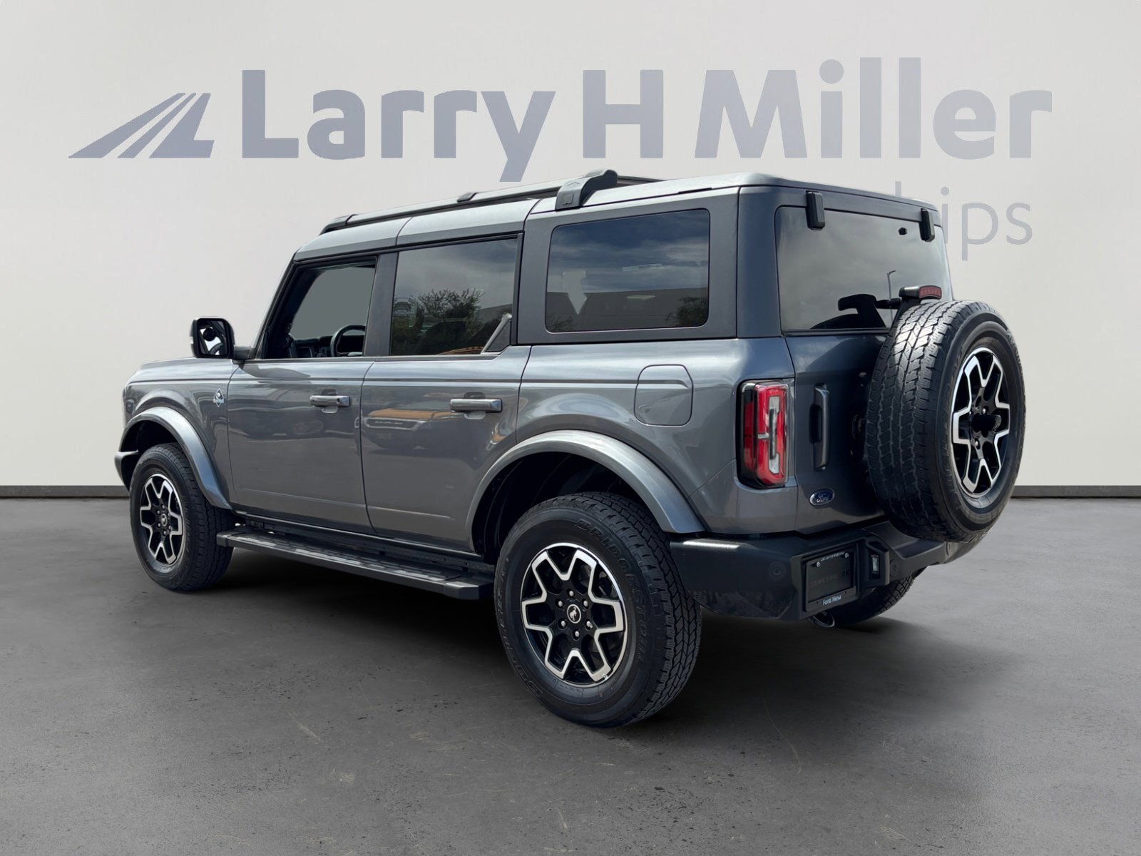 Certified 2023 Ford Bronco Outer Banks AWD/4WD image 3