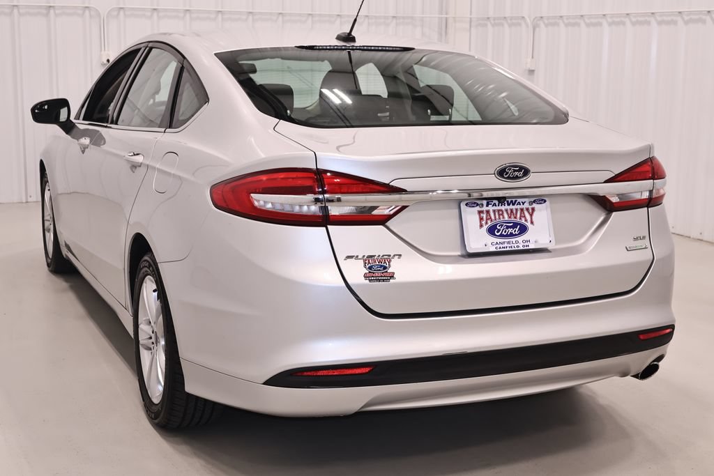 Certified 2018 Ford Fusion SE FWD image 8