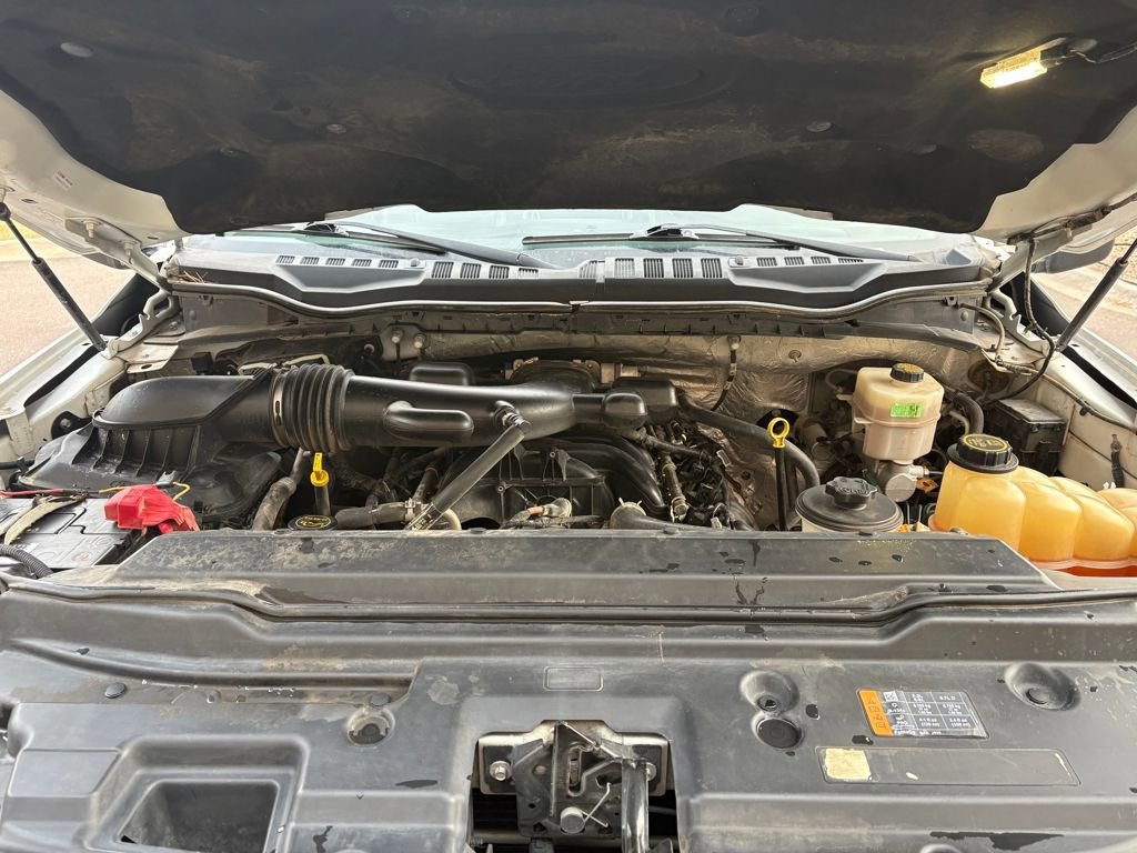 Certified 2017 Ford F550 4x4 Crew Cab Super Duty image 10