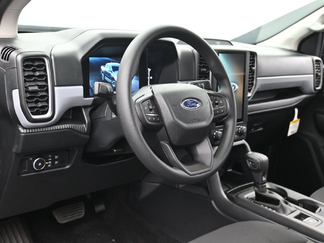 Certified 2025 Ford Ranger XL w/ Trailer Tow Package RWD image 14