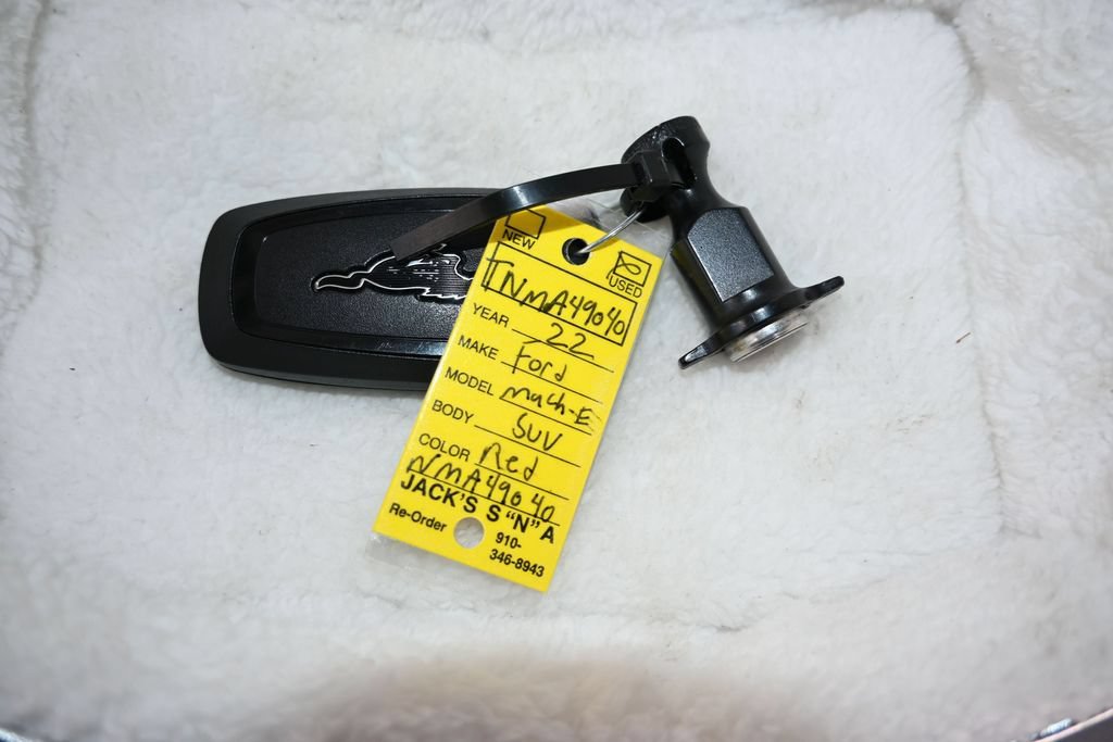Certified 2022 Ford Mustang Mach-E Premium AWD/4WD image 22