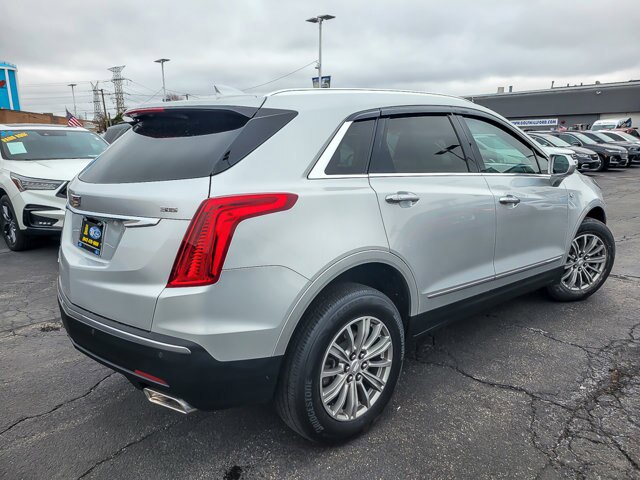 Used 2018 Cadillac XT5 Luxury w/ Driver Awareness Package AWD/4WD image 8
