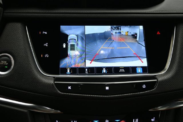 Used 2021 Cadillac XT5 Premium Luxury AWD/4WD image 16