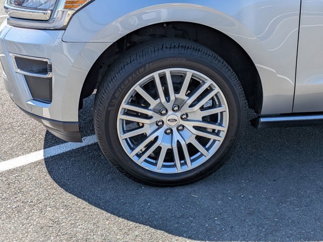 Certified 2024 Ford Expedition Limited AWD/4WD image 11