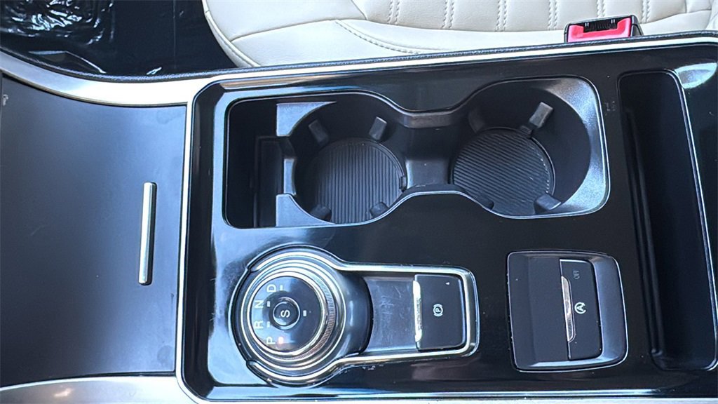 Certified 2019 Ford Edge SEL w/ Equipment Group 201A image 15