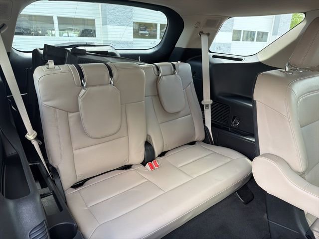 Certified 2022 Ford Explorer Limited w/ Limited Technology Package AWD/4WD image 44