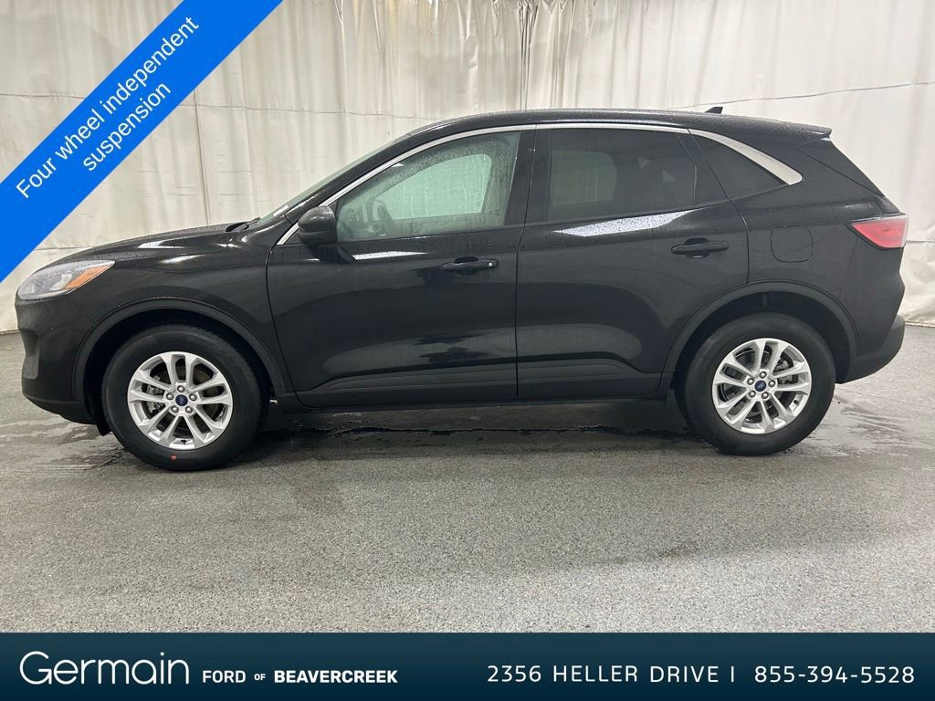 Certified 2022 Ford Escape SE w/ Cold Weather Package image 2