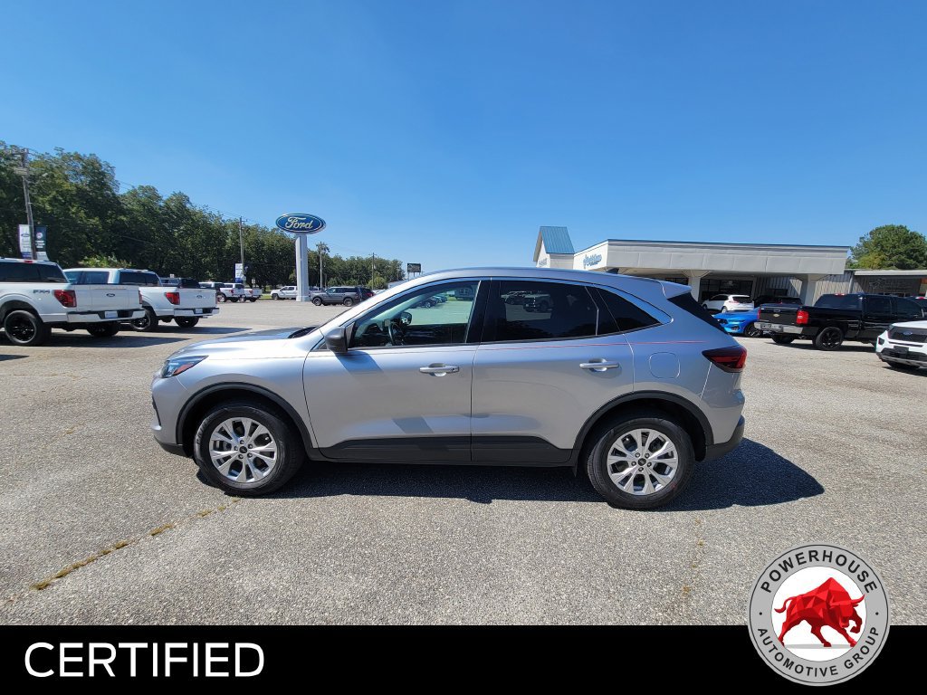 Certified 2024 Ford Escape Active AWD/4WD image 3