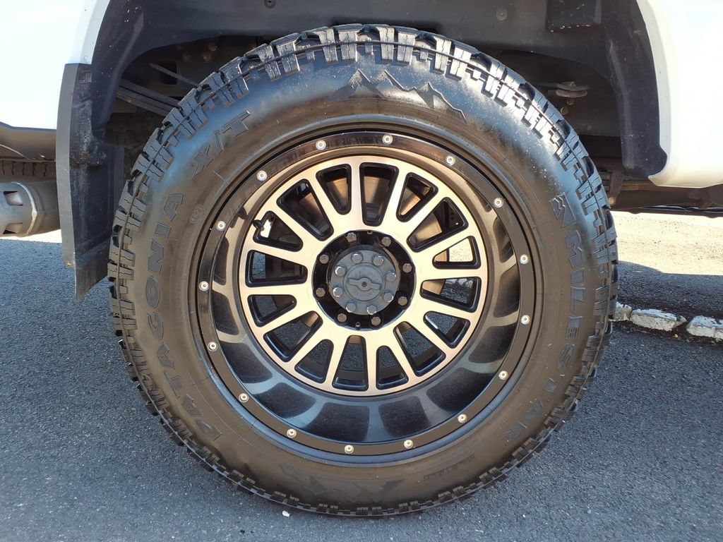 Certified 2021 Ford F350 Platinum w/ FX4 Off-Road Package AWD/4WD image 24