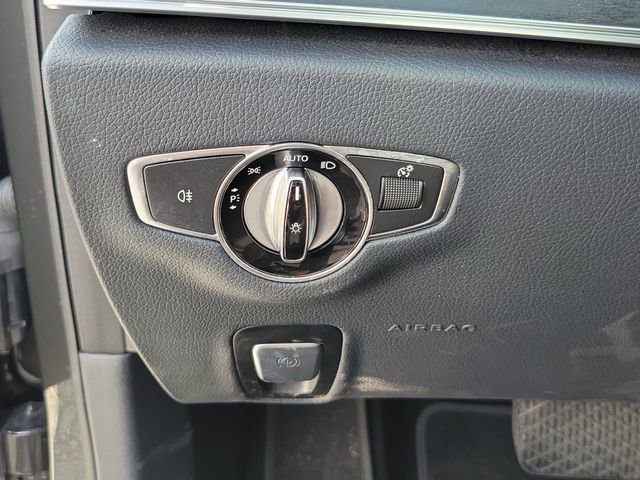 Used 2022 Mercedes-Benz E 350 Sedan w/ AMG Line Exterior image 27