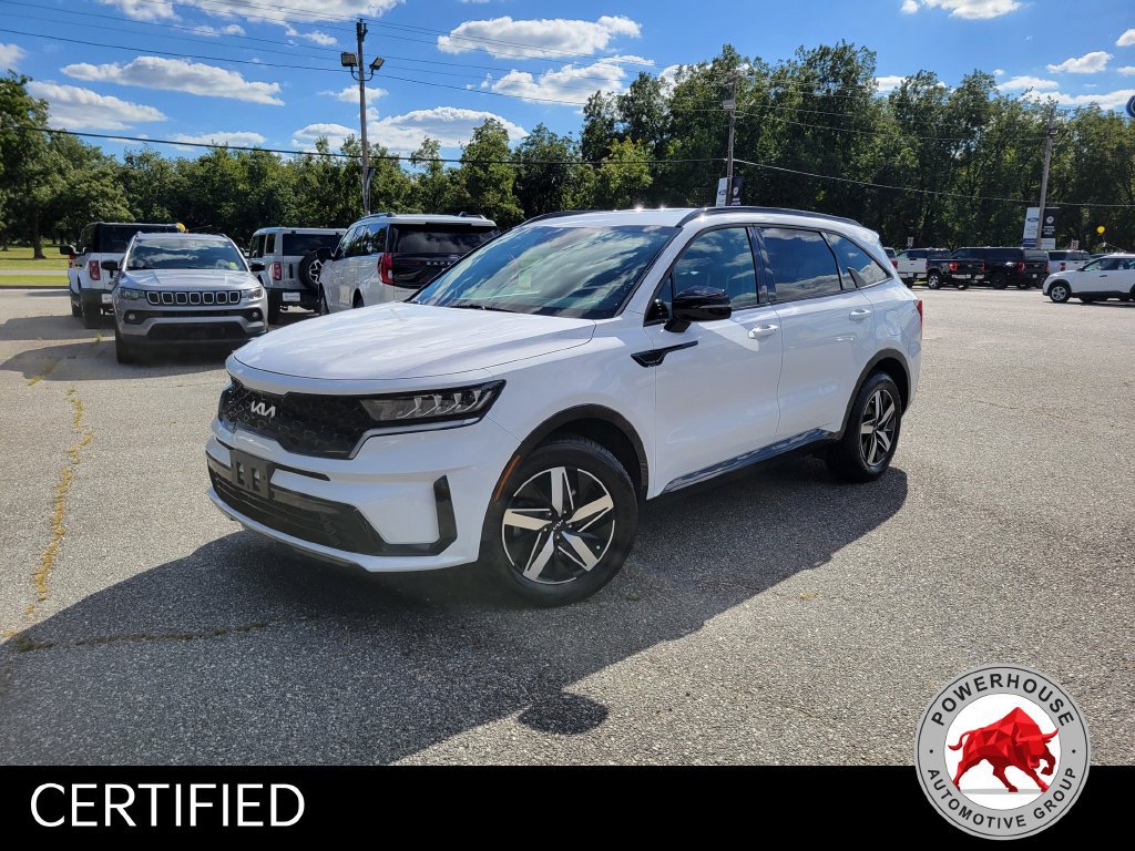 Used 2022 Kia Sorento S FWD image 2