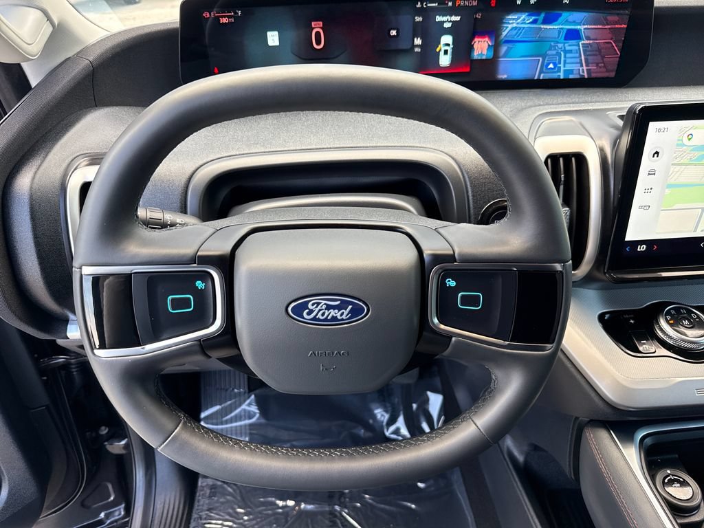 Certified 2025 Ford Expedition Active RWD image 15