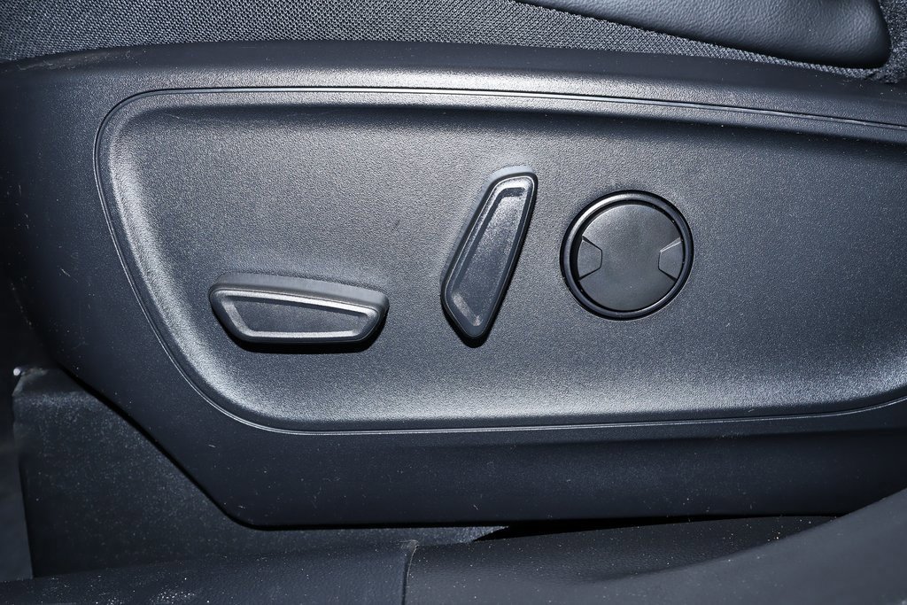 Certified 2024 Ford Escape SE image 29