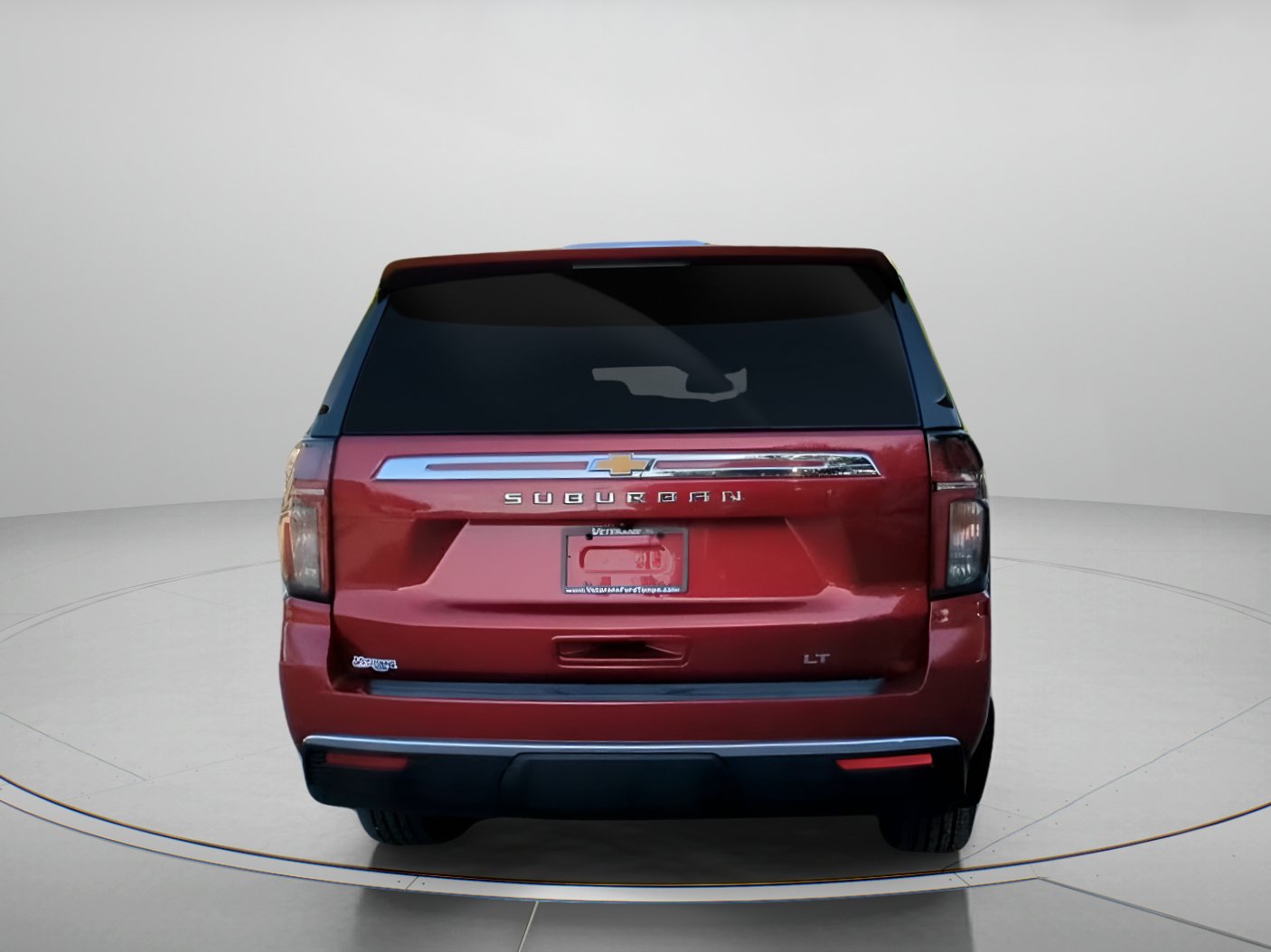Used 2021 Chevrolet Suburban LT RWD image 24