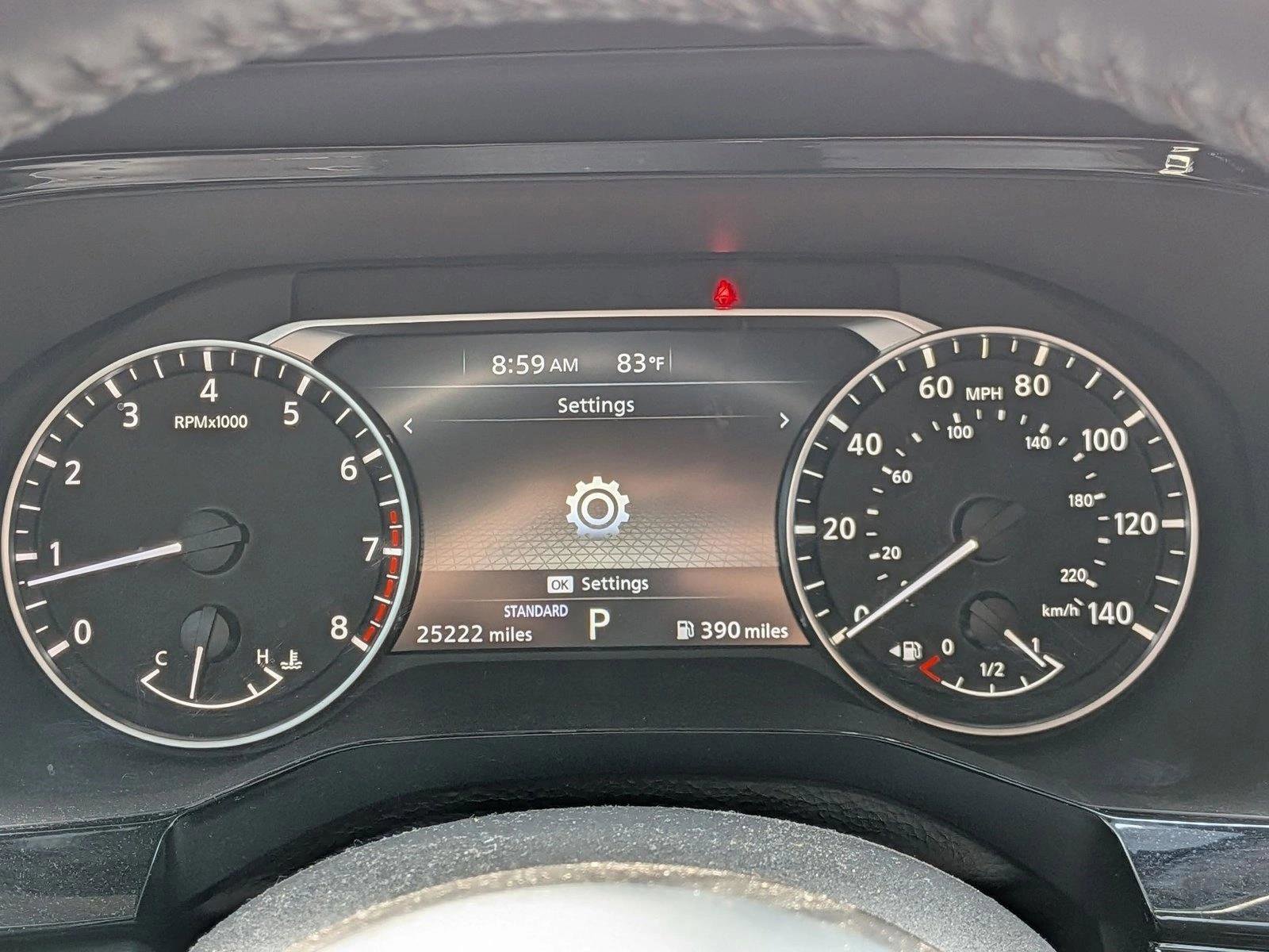 Used 2024 Nissan Pathfinder SV w/ SV Premium Package FWD image 11