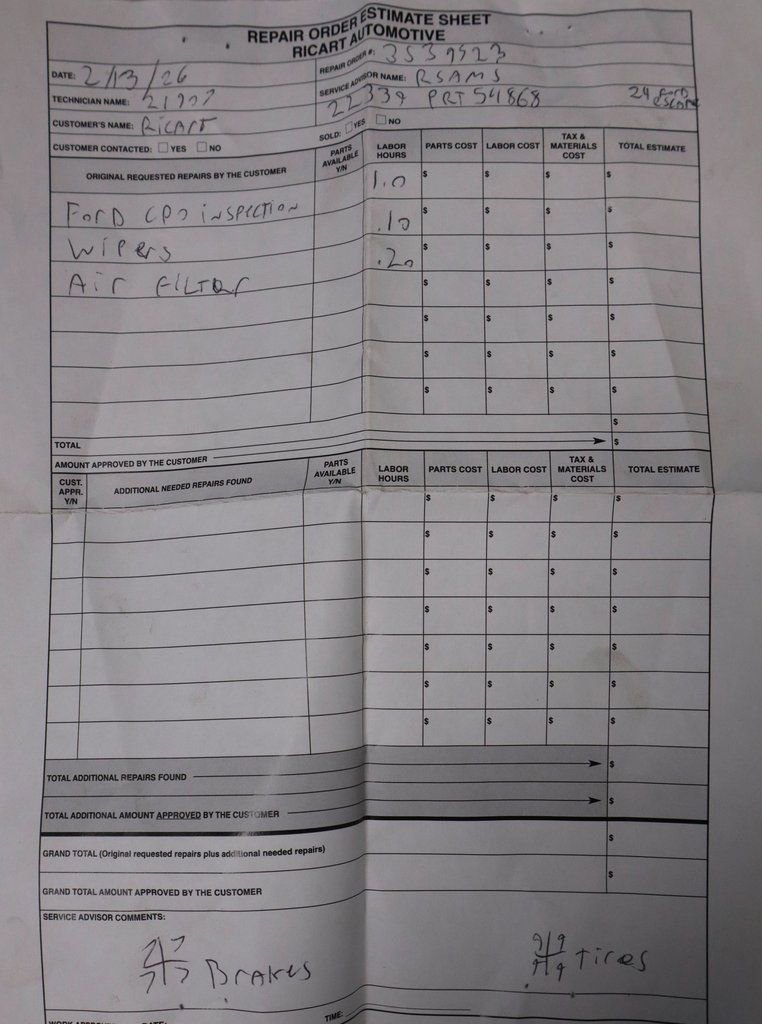 Certified 2024 Ford Escape ST-Line w/ Tech Pack #1 image 9