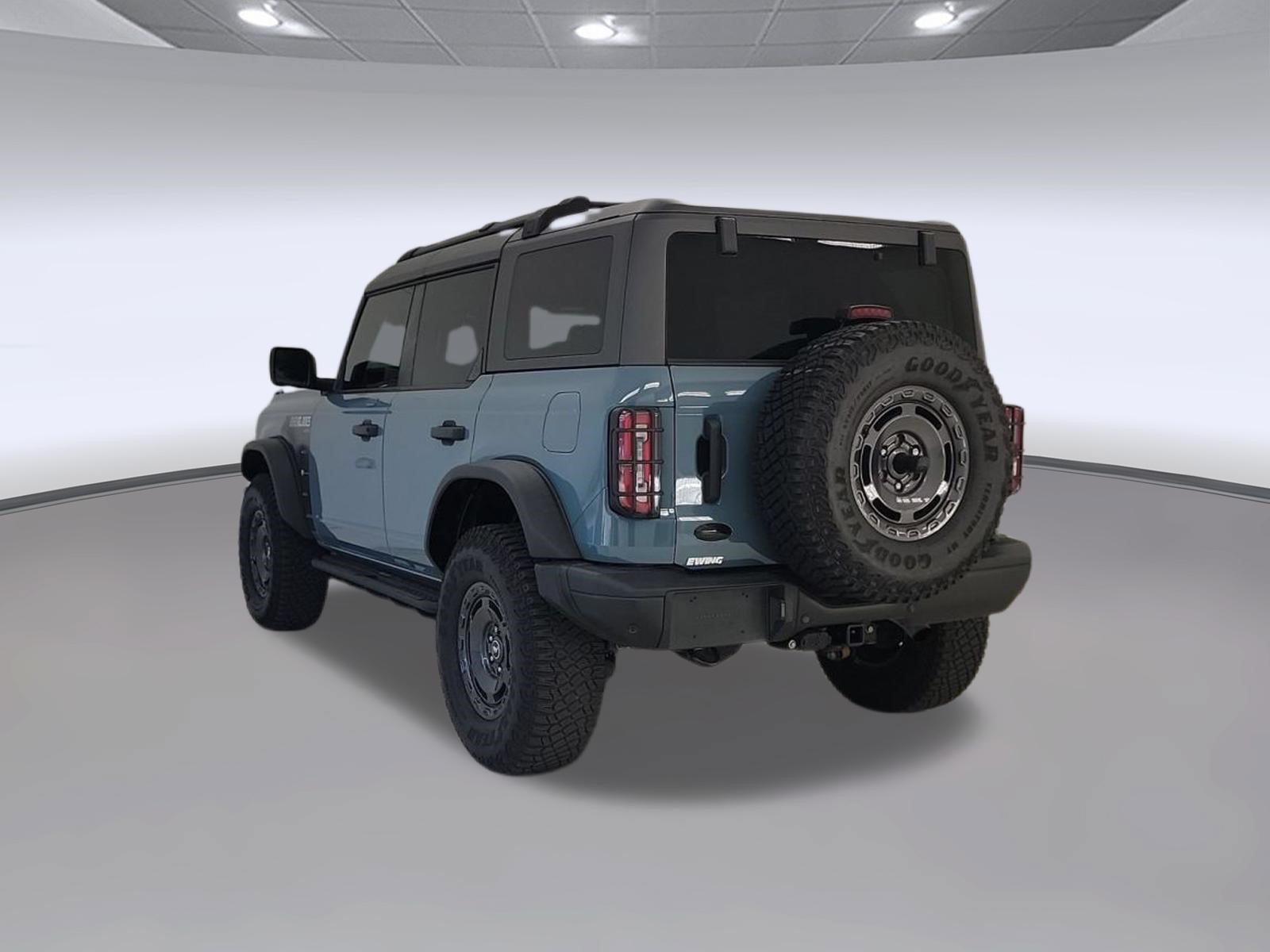 Certified 2023 Ford Bronco Everglades AWD/4WD image 3