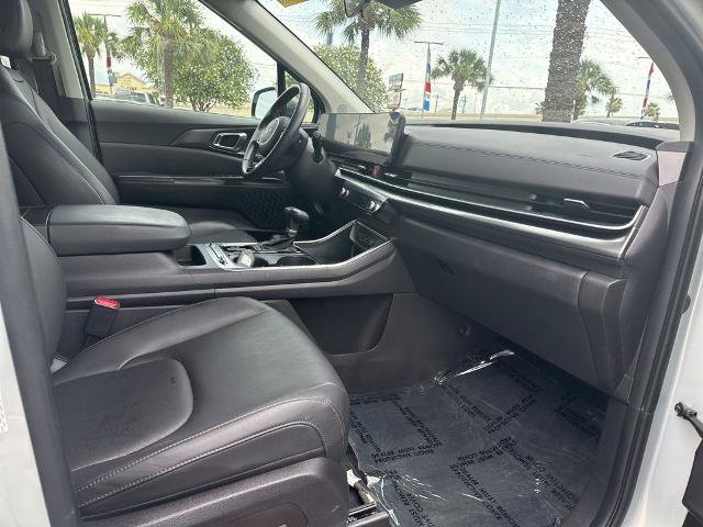 Used 2025 Kia Carnival SX FWD image 25