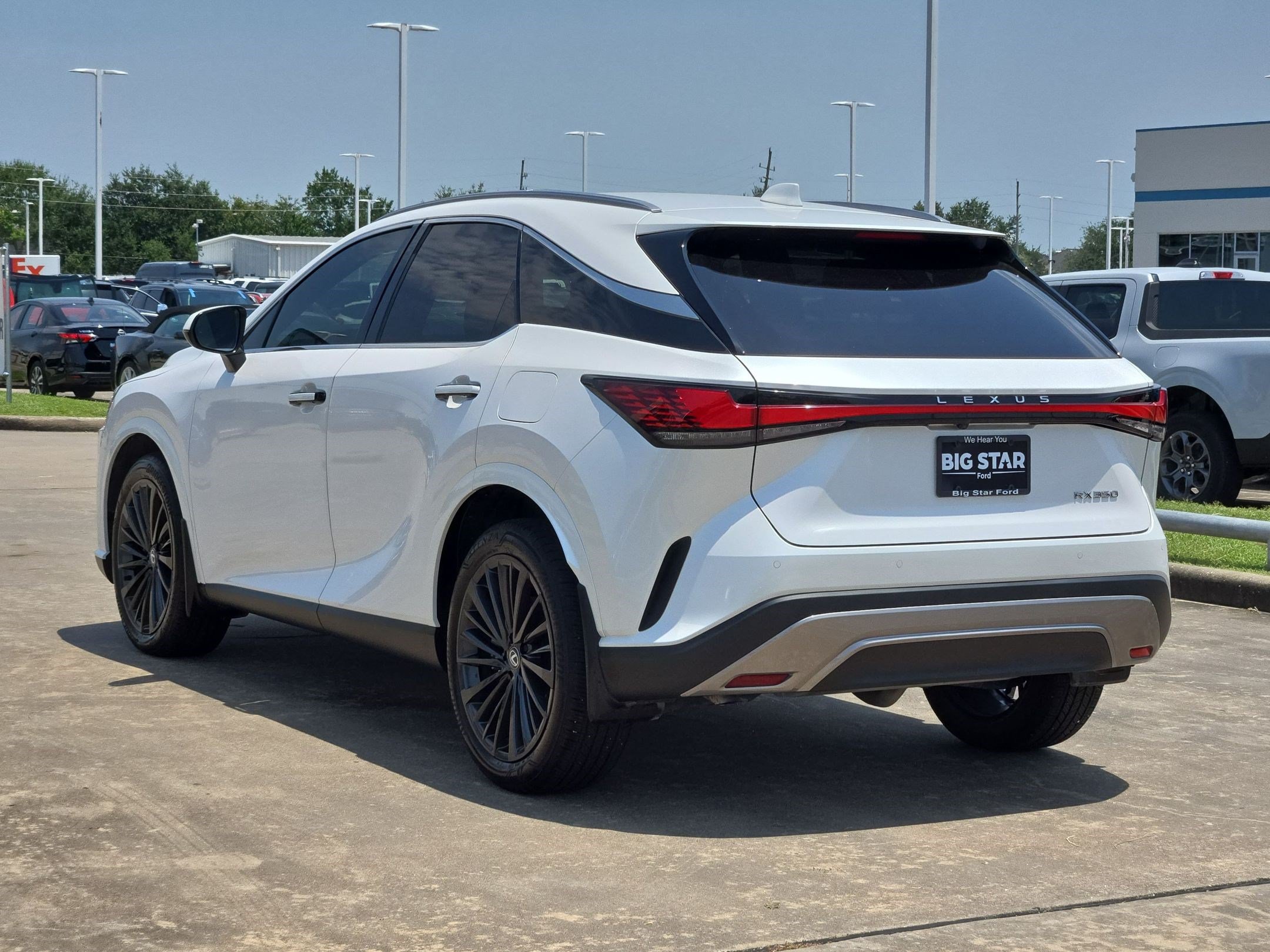 Used 2024 Lexus RX 350 Premium w/ Accessory Package (Z1) FWD image 7