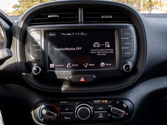 Used 2023 Kia Soul LX image 18