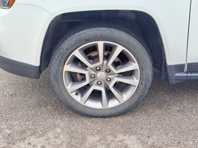 Used 2017 Jeep Compass High Altitude AWD/4WD image 8
