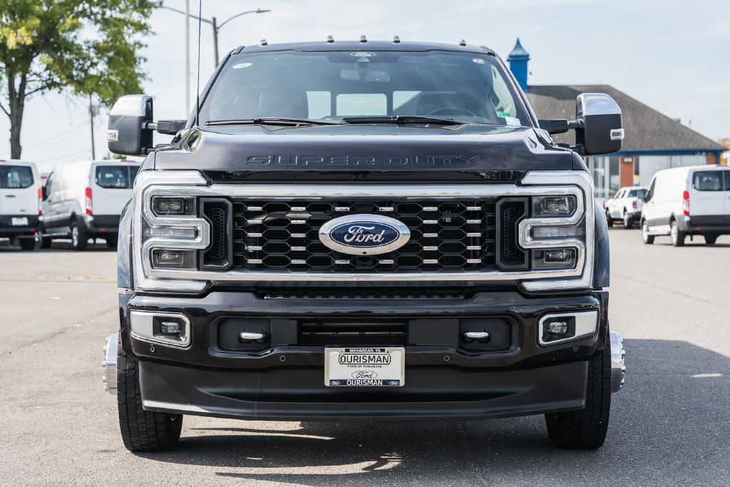 Certified 2024 Ford F450 Platinum w/ FX4 Off-Road Package AWD/4WD image 2