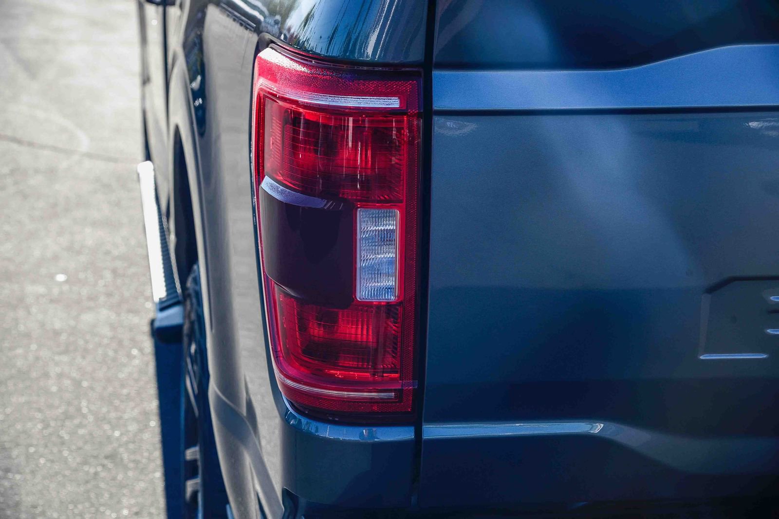 Certified 2022 Ford F150 XLT w/ Equipment Group 302A High image 7