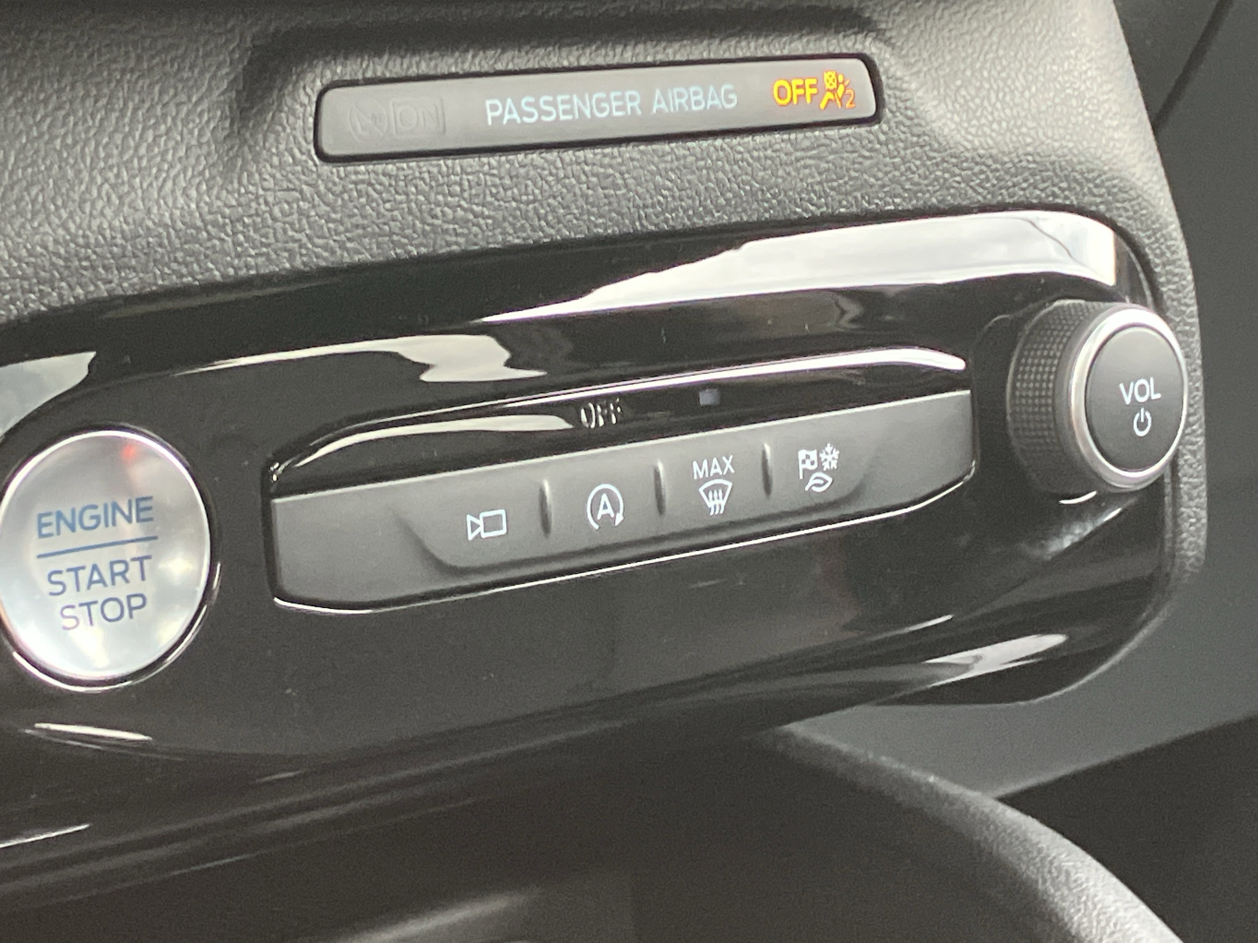 Certified 2023 Ford Escape ST-Line Select w/ Tech Pack #2 image 27