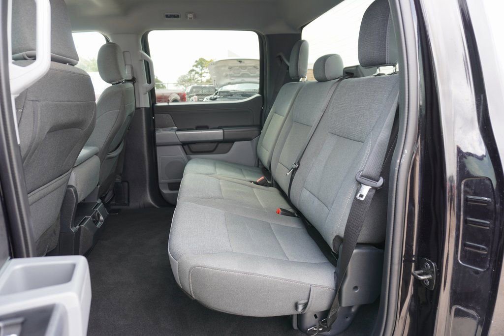 Certified 2025 Ford F150 XLT w/ Equipment Group 301A Standard image 16