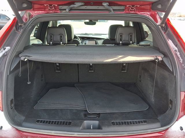 Used 2019 Cadillac XT4 Premium Luxury w/ Enhanced Visibility Package image 30