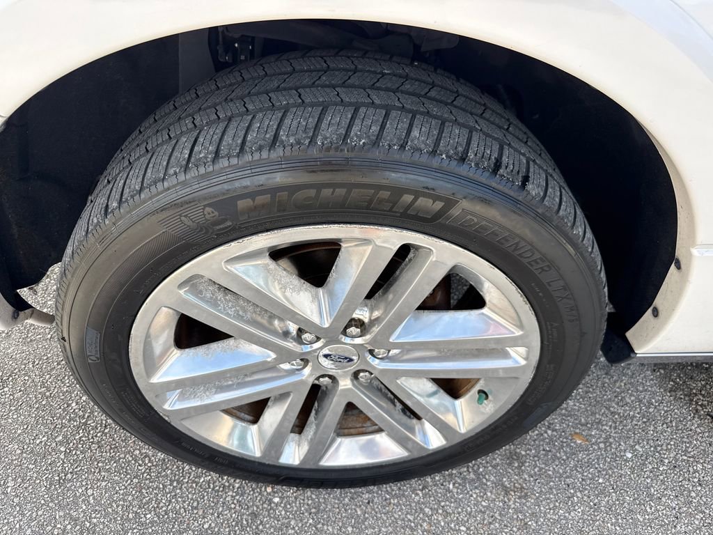 Certified 2017 Ford Expedition Platinum RWD image 13