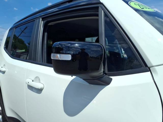 Used 2023 Jeep Renegade Limited AWD/4WD image 9