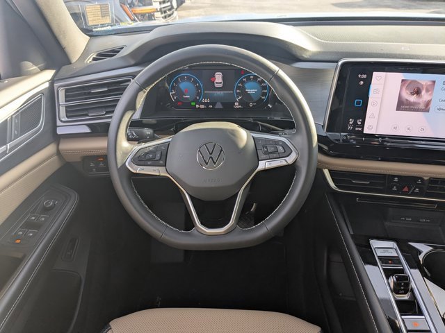 Used 2024 Volkswagen Atlas Cross Sport SE image 17