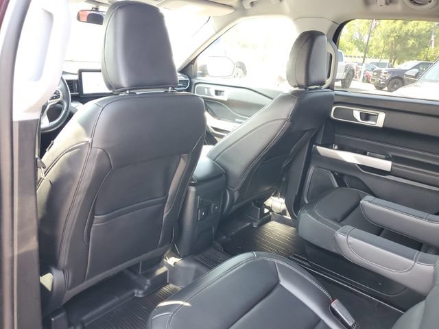 Certified 2023 Ford Explorer XLT w/ Equipment Group 202A AWD/4WD image 31
