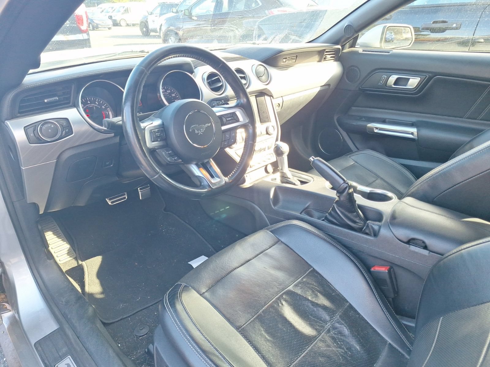 Certified 2020 Ford Mustang Premium RWD image 10
