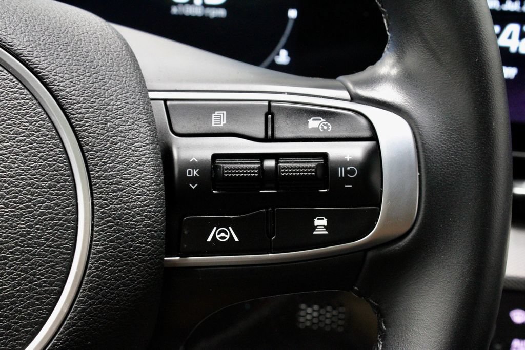 Used 2024 Kia Sportage SX FWD image 29