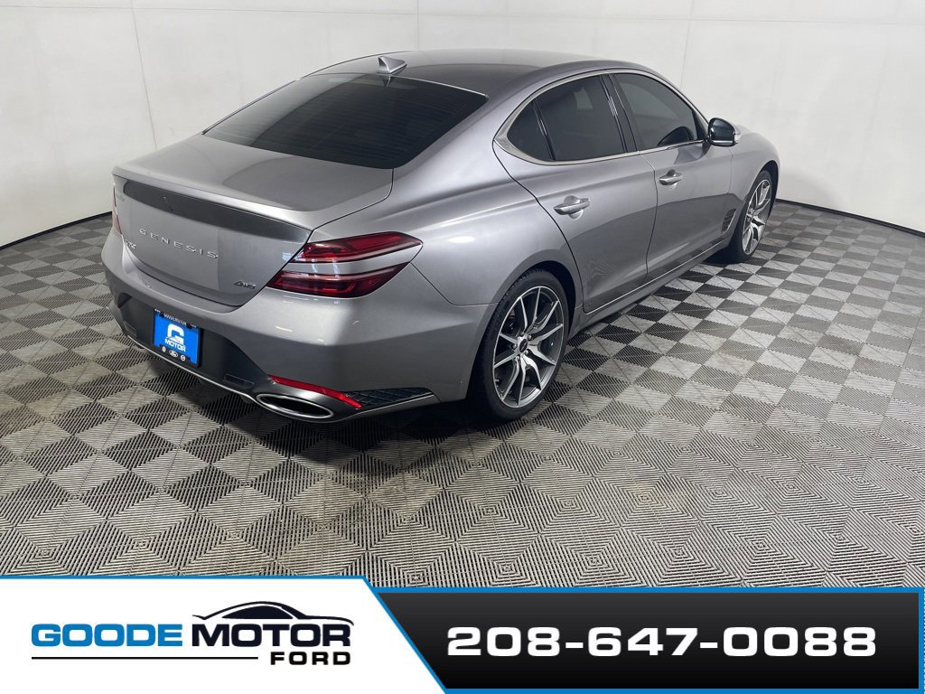 Used 2024 Genesis G70 2.5T image 4
