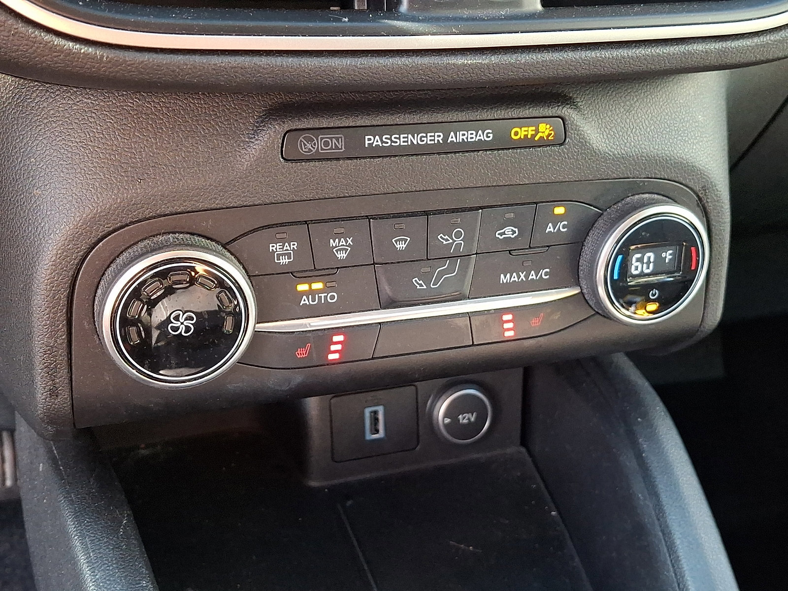 Certified 2020 Ford Escape SE Sport AWD/4WD image 16