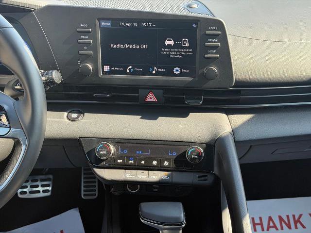 Used 2025 Hyundai Elantra Sport FWD image 19