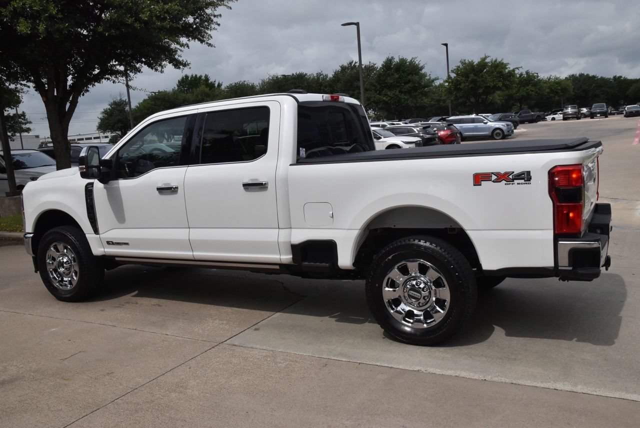 Certified 2025 Ford F250 Lariat w/ Lariat Ultimate Package AWD/4WD image 11