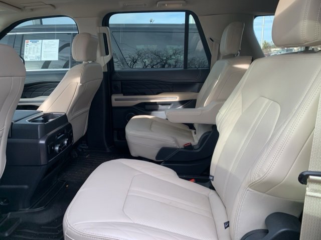 Certified 2024 Ford Expedition Max Platinum image 9