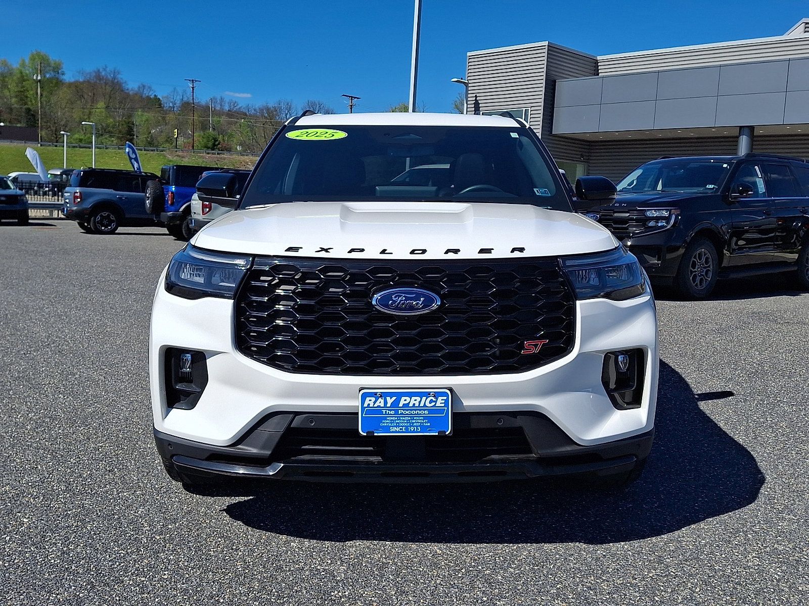 Certified 2025 Ford Explorer ST w/ Sun And Sound Package AWD/4WD image 7