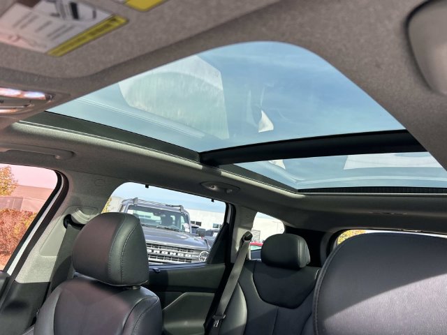 Used 2020 Hyundai Santa Fe SEL w/ Convenience + Premium Package FWD image 34